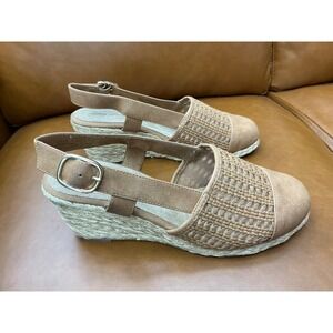 Easy Street Taffy Wedge Sandals Womens 8W Tan Excellent Woven Espadrille 31-1734